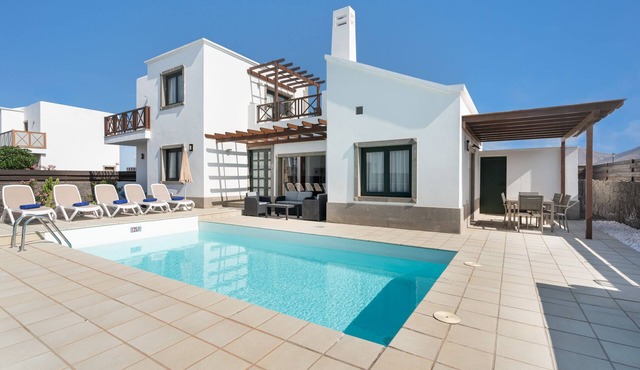 Camelot ​Holiday Homes by LIVVO