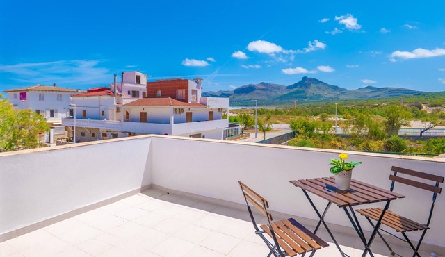 CAN FUSTERET - Chalet with sea views in Son Serra de Marina. Free WiFi.