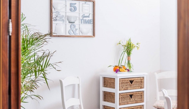 CAN TONI, Apartment, 100 m from the white sand beach, for 6 People