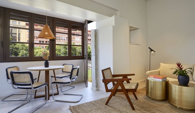 Canvas Apartments & Lofts Girona, Situados en el río Onyar