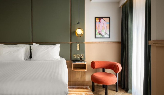 Carlton George Hotel