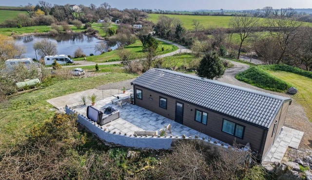 Carn Springs Lodge - 3 Bed - Devonshire Dr - Tenby