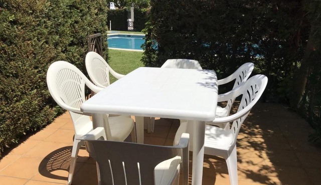 Casa con piscina comunitaria estartit