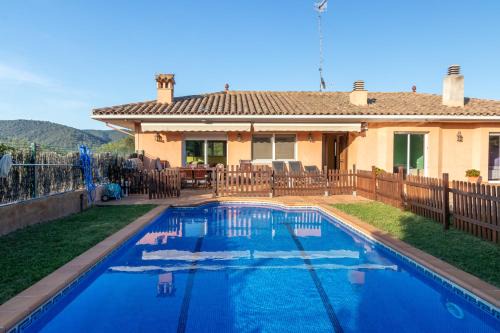 Casa con piscina