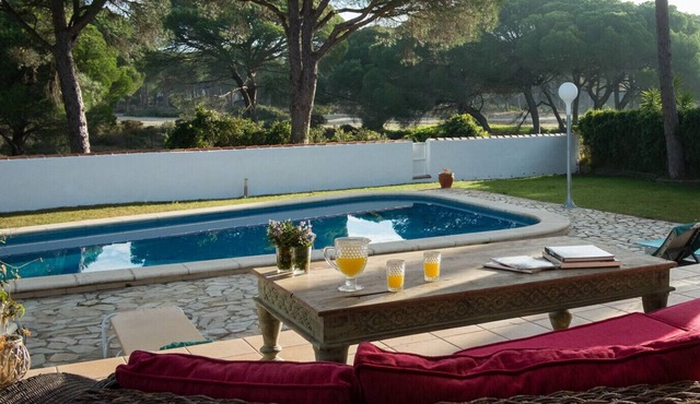 Casa Lola. Beach at 1km and forest on your doorstep