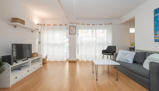 Central apartment in Girona