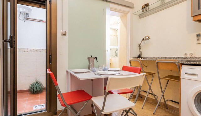 Central Barcelona Studio Apartment
