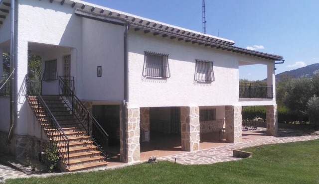 Chalet aislado en plena naturaleza con acceso a playa de río