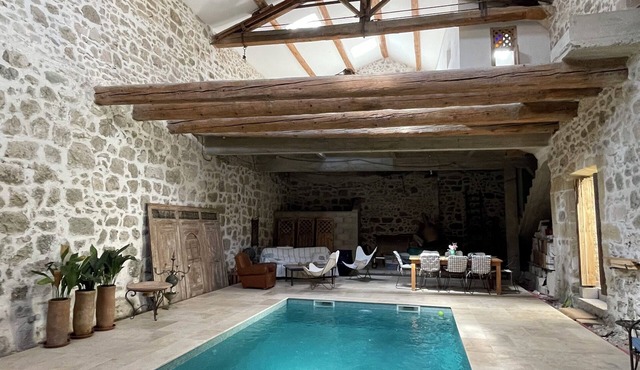 Charming atypical gîte, canal du midi, near sea, Capestang center