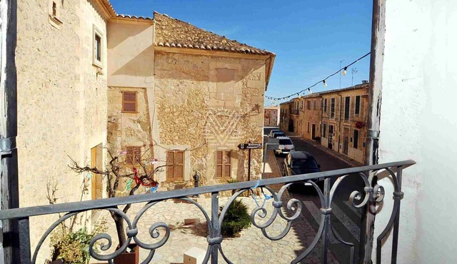 Charming holiday apartment for two people in Moscari