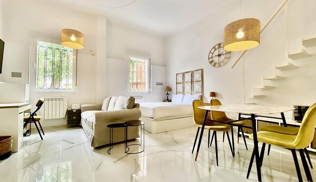 Charming Madrid Studio - Comfort near the center