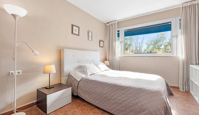Charming Studio Apartment in Málaga close to the Beach with Wi-Fi