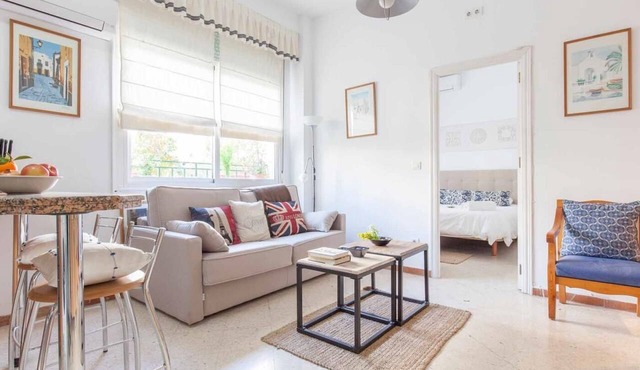 Chic & bright - Wifi/AC - Elegant apt. in El Salvador 1 BR!