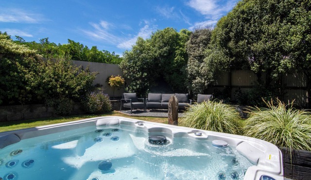 Close to Beach | Spacious | Outdoor Living - KK00379