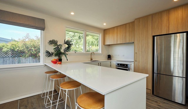 Close To Beach | Sunny | Getaway - KK16786