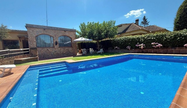 Club Villamar - Very nice comfortable house with private pool and a family environment for a rela.