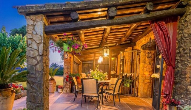 Club Villamar - Farmhouse of year 1492 with private swimming pool,big garden and basket ball cour.