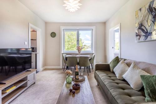Comfortable 3-Bed Home, Glasgow