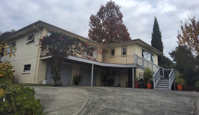 Comfortable,spacious,light filled and unique home. Pet friendly.