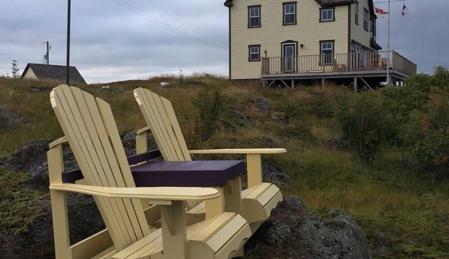 COMMANDER'S KEEP VACATION HOME - 4 1/2 ⭐️