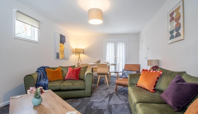 Corsehill Cottage - 3 Bedroom, 2 bathroom House