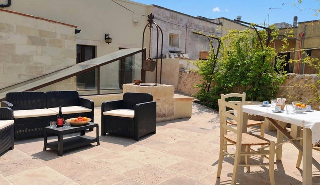 Corte San Giorgio Apartments with A/C, Martano, Italy