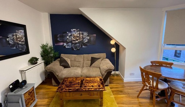 cosy 1 bed flat Largs