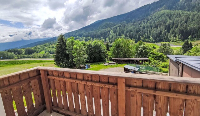 Cosy apartment for 4 people with WIFI, TV, patio and pets allowed