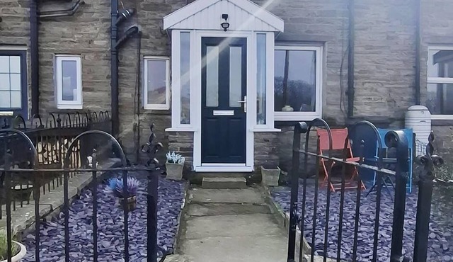 Cosy, dog friendly, two-bedroom cottage in Hawes.