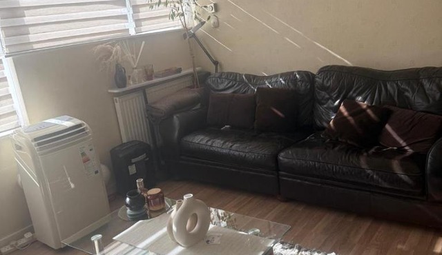 Cosy Flat Share Two Rooms Available