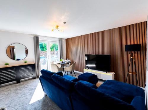 Cosy Glasgow Base with Free Parking & En-Suite