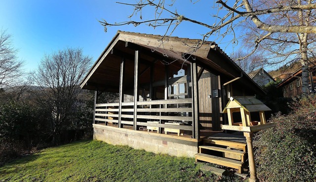Cosy Modern Nordic Lodge w/Loch View & Log Burner