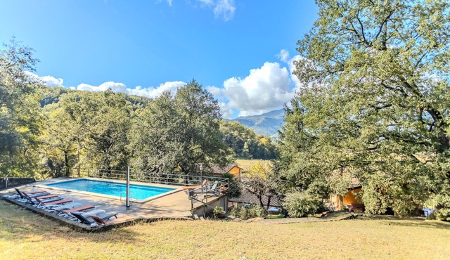 Country House 'Can Guidic' with Mountain View, Private Pool and Wi-Fi
