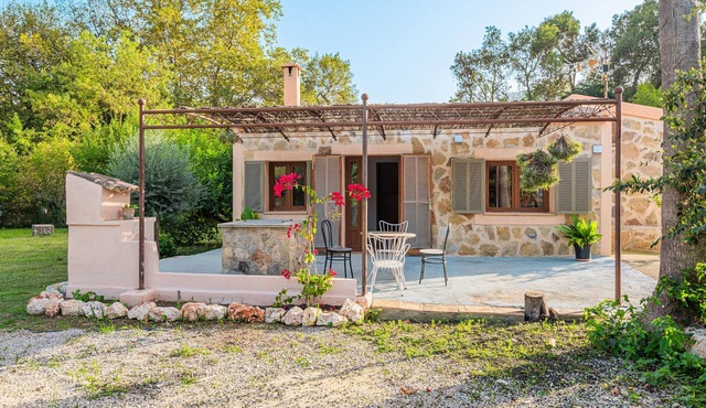 Country House 'Finca Ses Pomeres' with Private Terraces and Wi-Fi