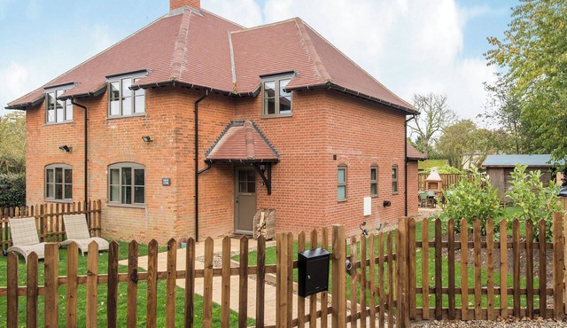 Cowslip Cottage-UKC2457
