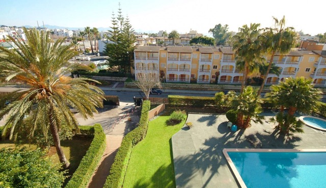Cozy apartment with pool and at 100 meters from the beach of Alcudia Puerto