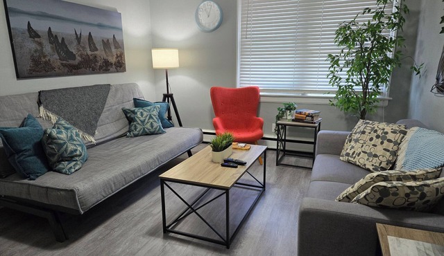 Cozy & Comfy 1 Bedroom Apartment Downtown Sault, ON