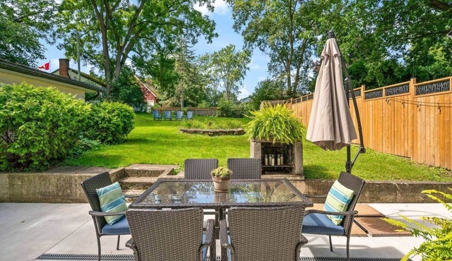 Cozy & Peaceful Cottage in Historic Queenston, NOTL-Wine Country Retreat
