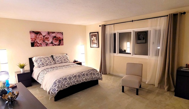 Cozy Room w/Ensuite BA, parking near 401 DT Guelph