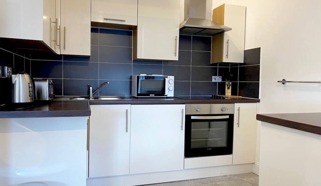Crown Apartments 12 -Comfortable apartment in Glasgow's trendy westend