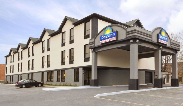 Days Inn by Wyndham Toronto East Lakeview