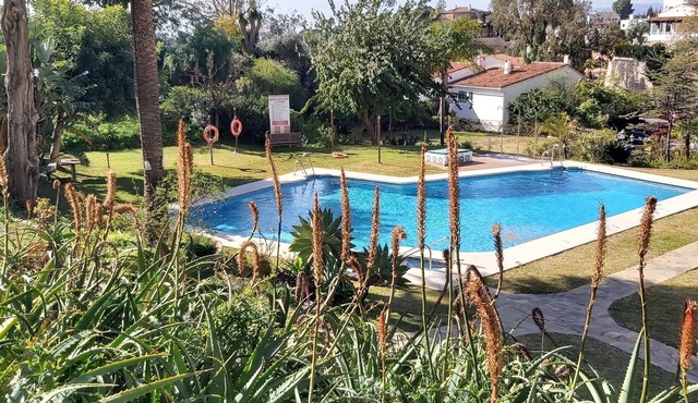 Del Parque Flats Interpares Swimmingpool