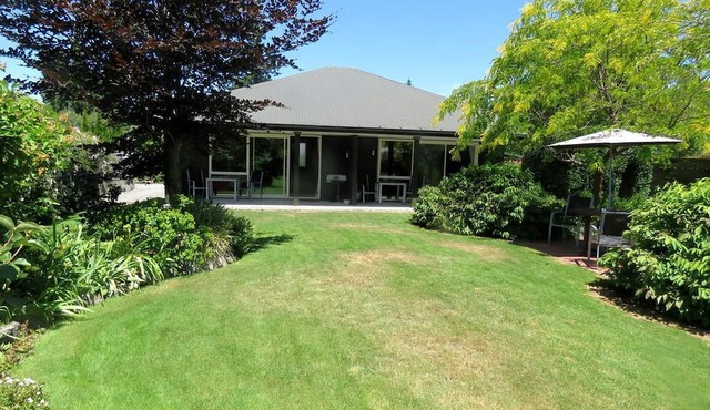Deluxe Suite Rental near Hanmer Thermal Resort in Canterbury, South Island