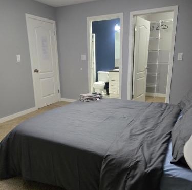 Devanshire stay in Winnipeg