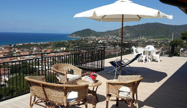 Domus Cilento - Family Residence con piscina