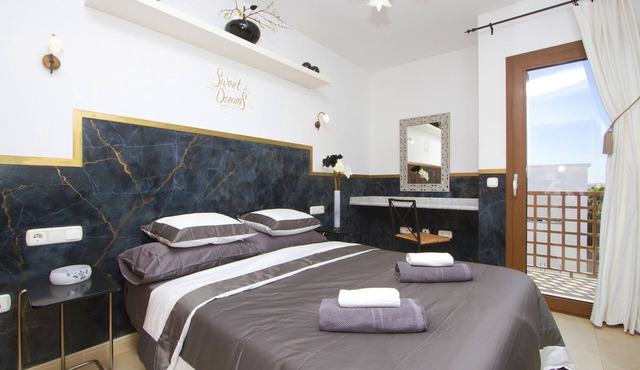 DreamHouse - Sun Terrace - Shared Pool - Close to Beach & Promenade in PD Carmen