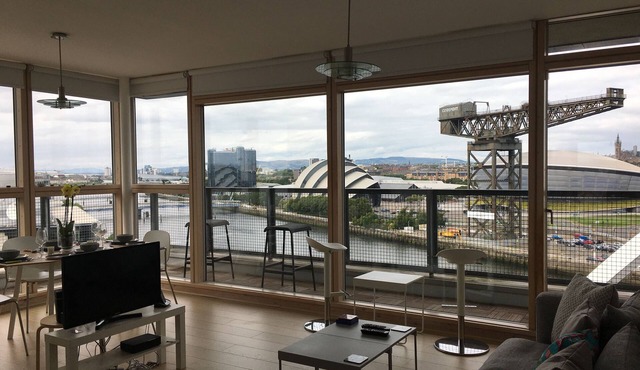 Duplex Penthouse apt With Spectacular Waterfront and City Views
