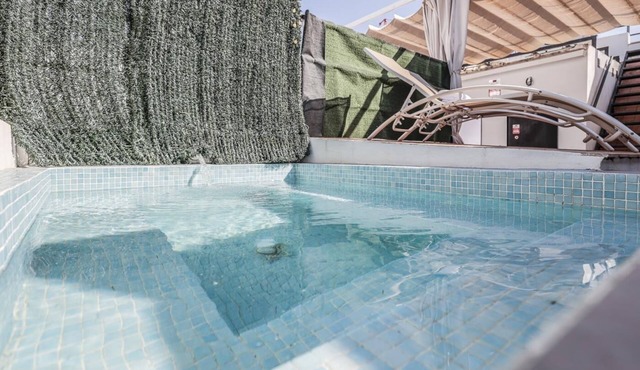 Elegant and modern in Seville