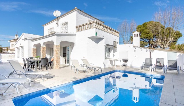 Empurialola -Preciosa casa con piscina cerca del mar en Empuriabrava- 131