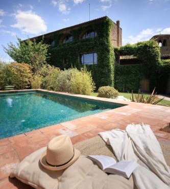 Encís d'Empordà -Adults Only-